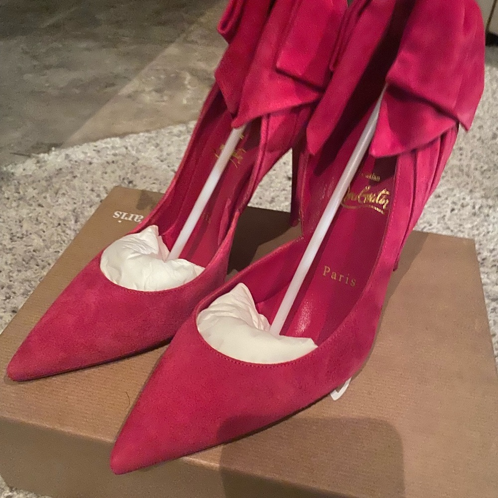 Christian Louboutin Rabakate 100 suede pumps